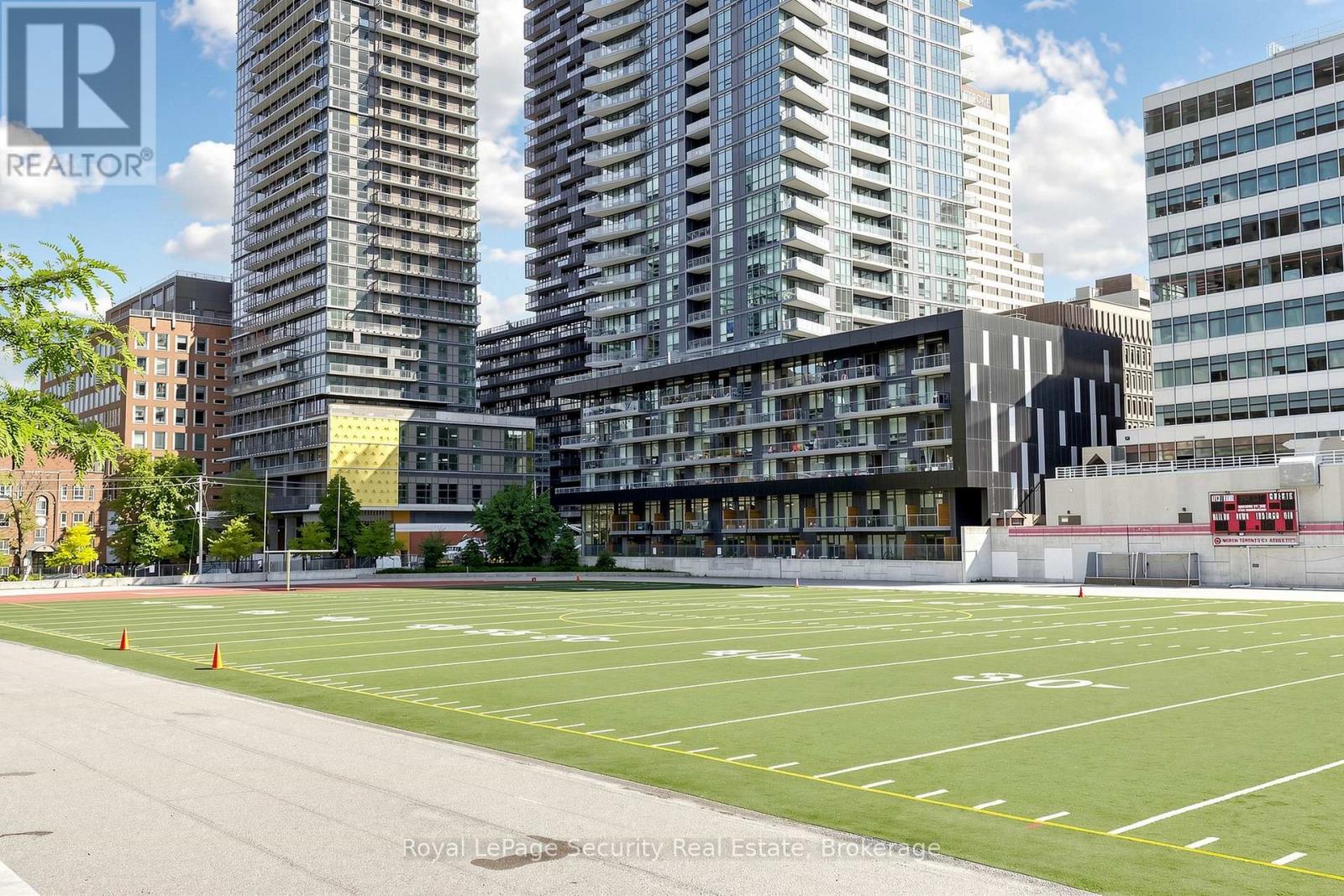 910 - 161 Roehampton Avenue, Toronto, Ontario  M4P 0C8 - Photo 32 - C13248540