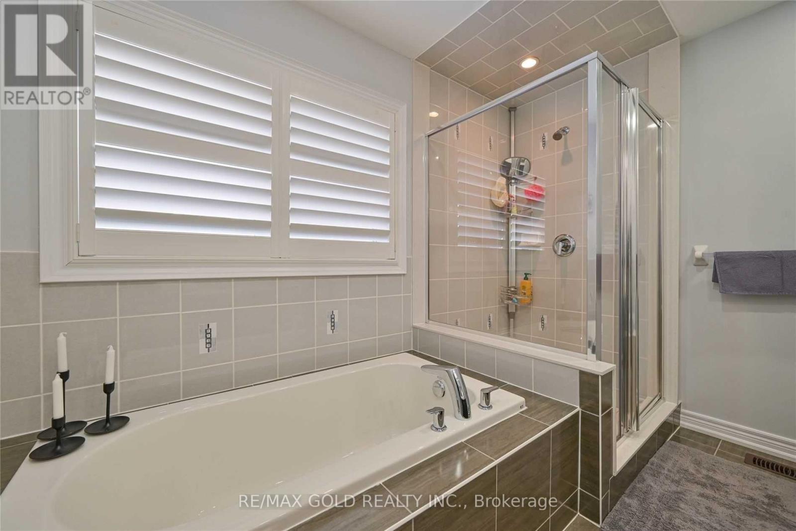 9 Forsyth Crescent, Brampton, Ontario  L6X 5N2 - Photo 13 - W13245534