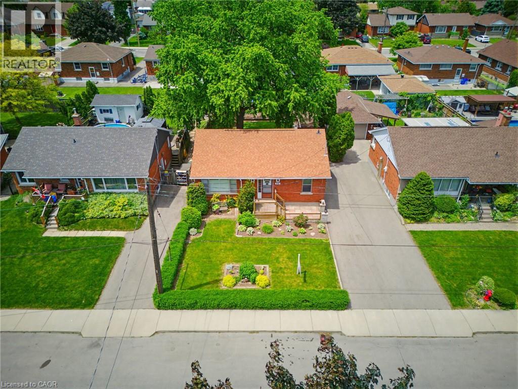 98 Wise Crescent, Hamilton, Ontario  L8T 2L8 - Photo 2 - 40836143