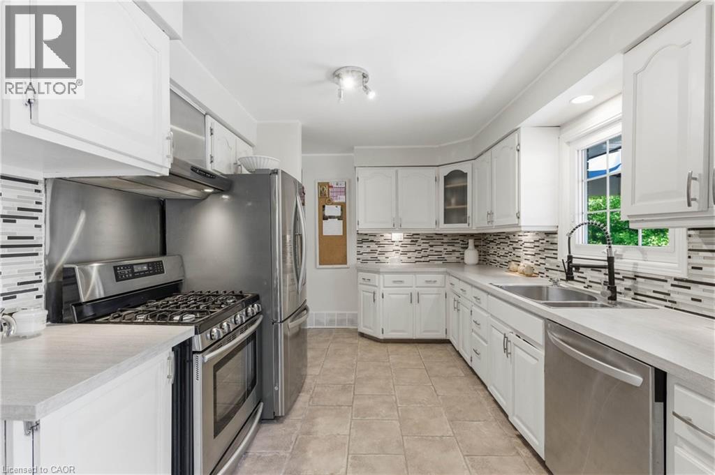 6 Gerrard Avenue, Cambridge, Ontario  N3C 2R6 - Photo 8 - 40837132