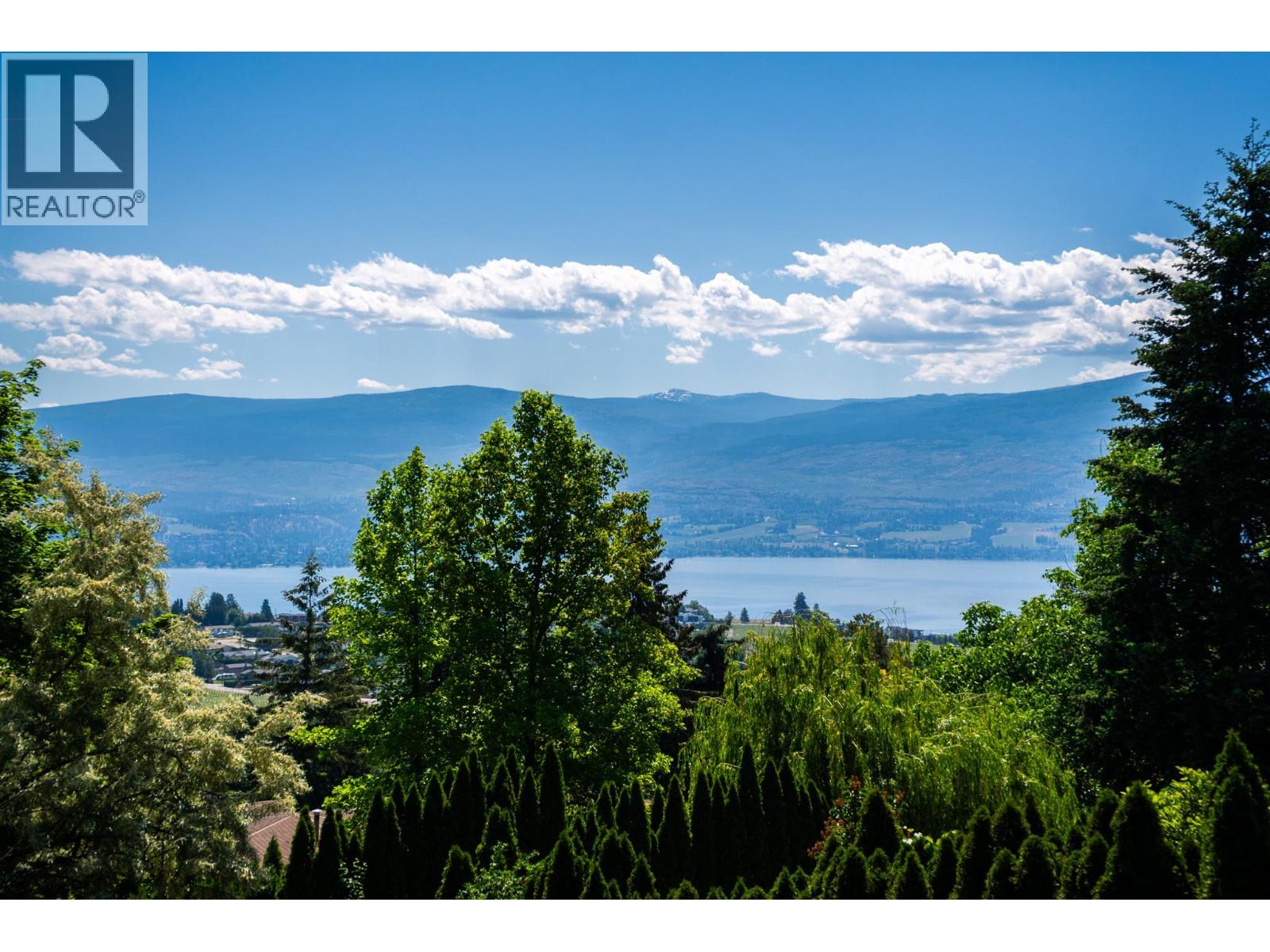 1183 Trevor Drive West Kelowna Photo 10