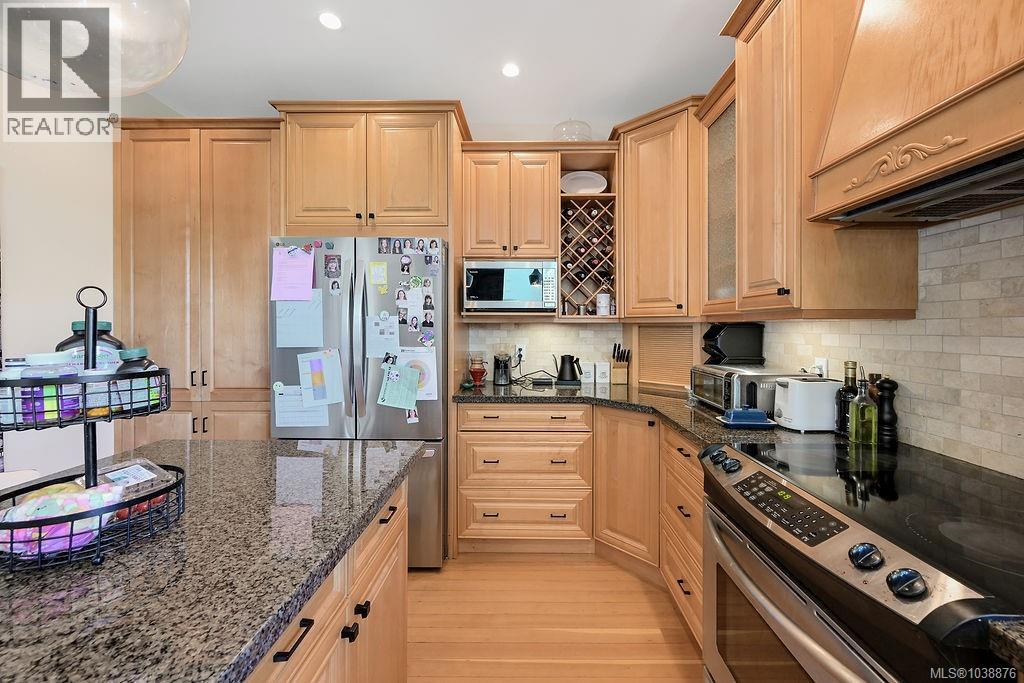 847 Carrie St, Esquimalt, British Columbia  V9A 5R5 - Photo 8 - 1038876