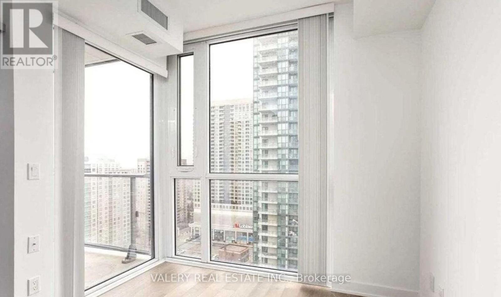 5180 Yonge Street, Toronto, Ontario  M2N 0K5 - Photo 3 - C13248606
