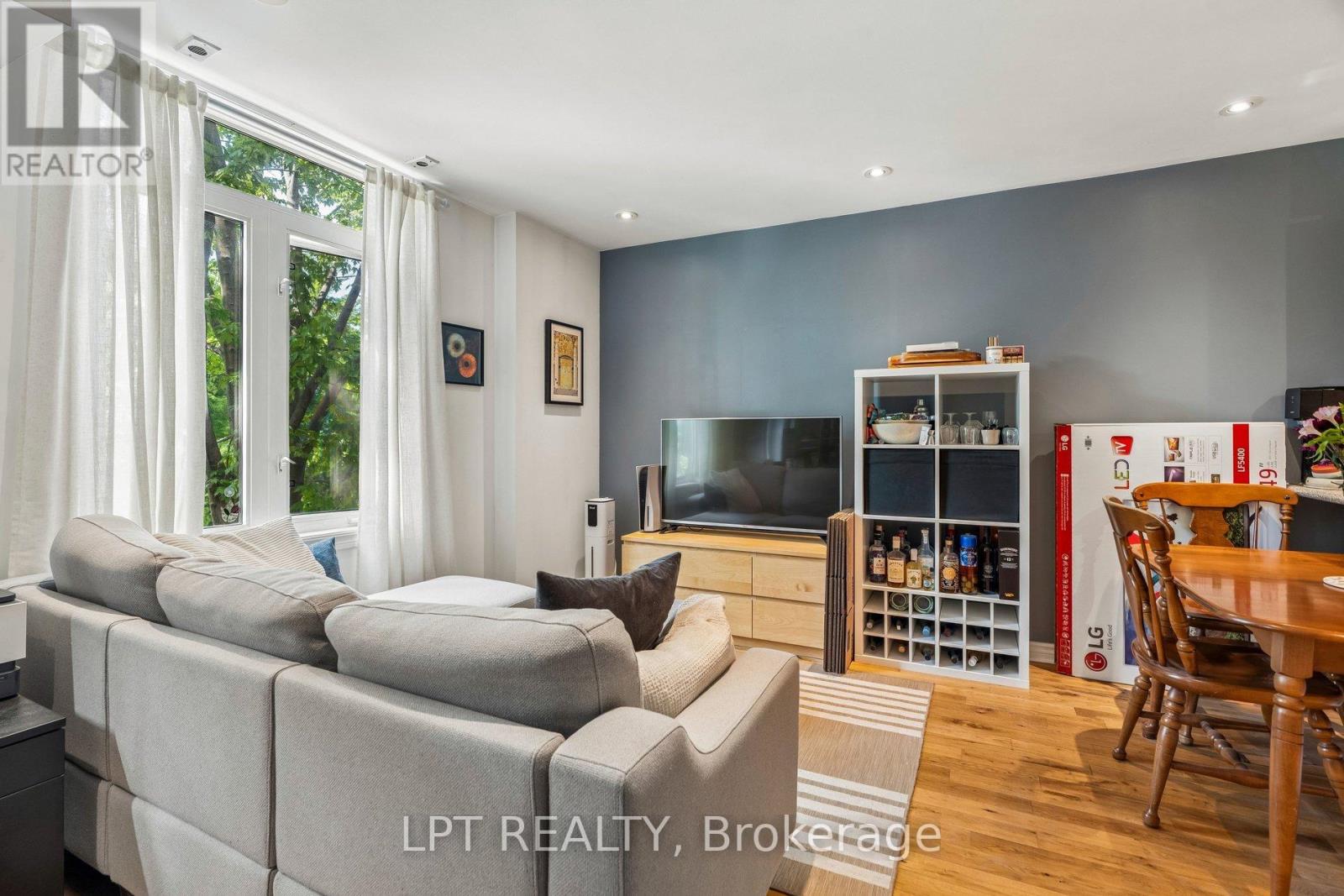 704 - 7 Shank Street, Toronto, Ontario  M6J 3W9 - Photo 13 - C13248642