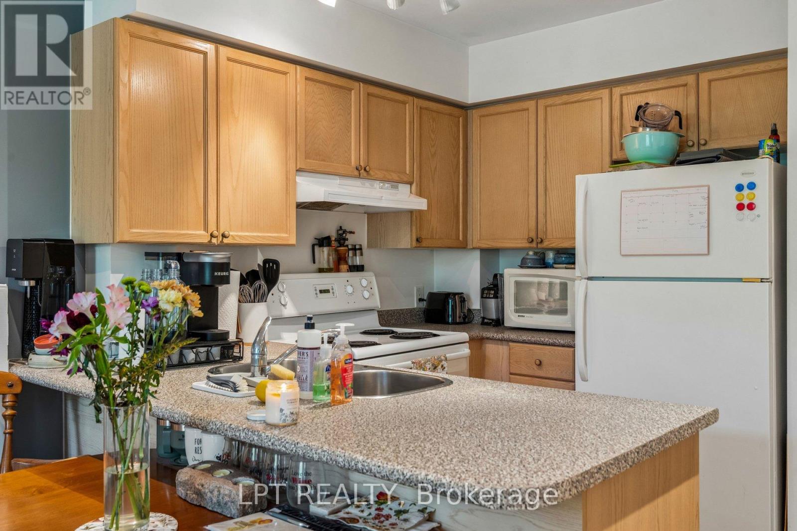 704 - 7 Shank Street, Toronto, Ontario  M6J 3W9 - Photo 17 - C13248642
