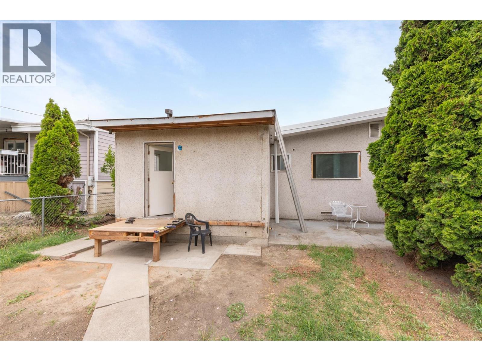 763 Kinnear Avenue Kelowna Photo 19
