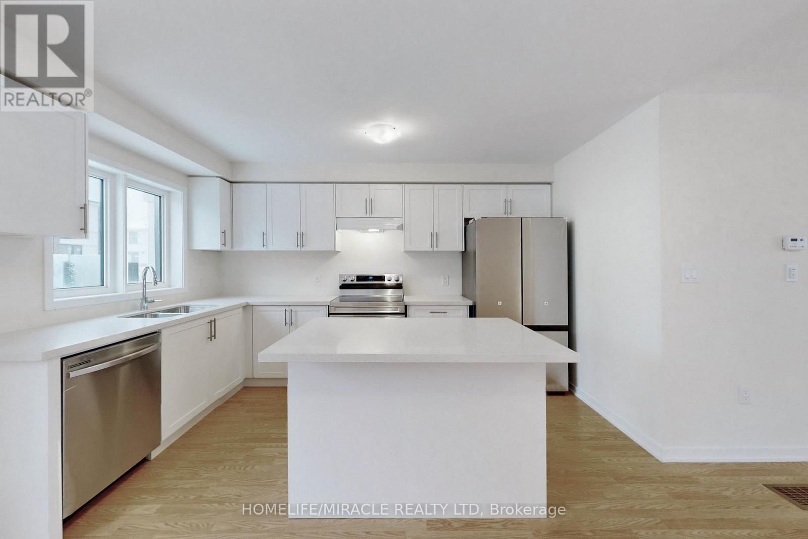 1369 Shankel Road, Oshawa, Ontario  L1K 1H2 - Photo 2 - E13248614