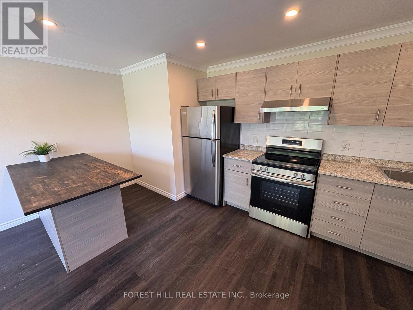 8 - 130 King Street E, Clarington, Ontario  L1C 1N7 - Photo 6 - E13248704