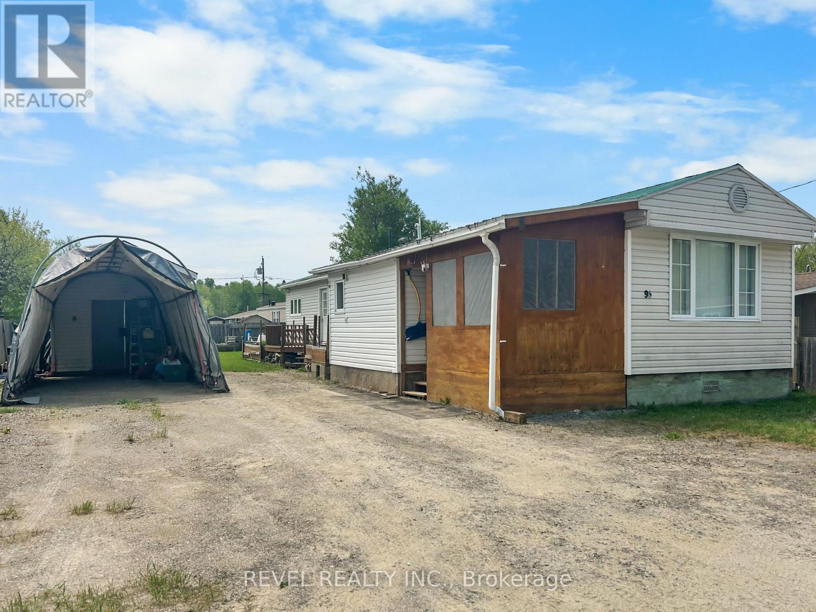 96 Notre Dame Place, Timmins, Ontario  P4R 0E1 - Photo 1 - T13248926