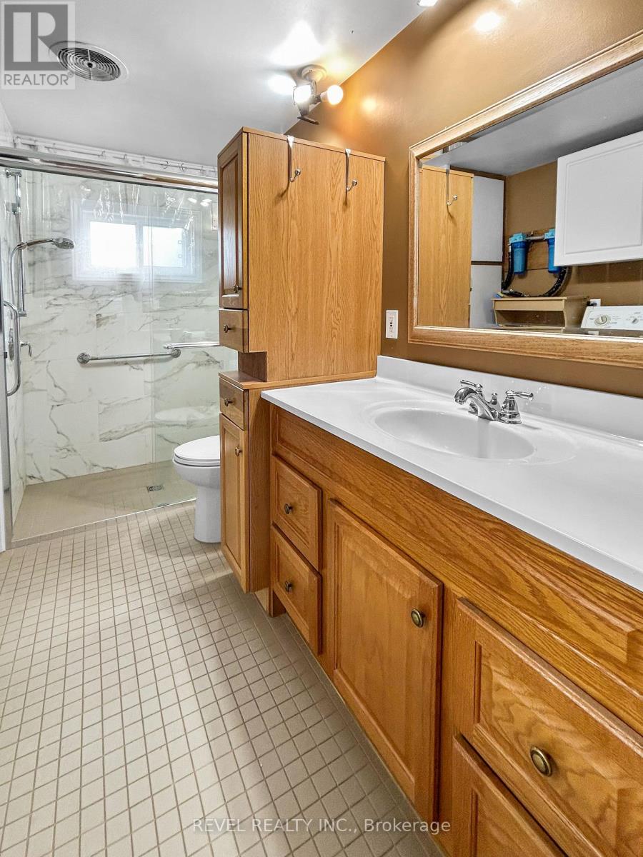 96 Notre Dame Place, Timmins, Ontario  P4R 0E1 - Photo 11 - T13248926