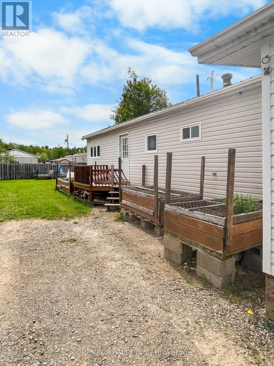 96 Notre Dame Place, Timmins, Ontario  P4R 0E1 - Photo 14 - T13248926