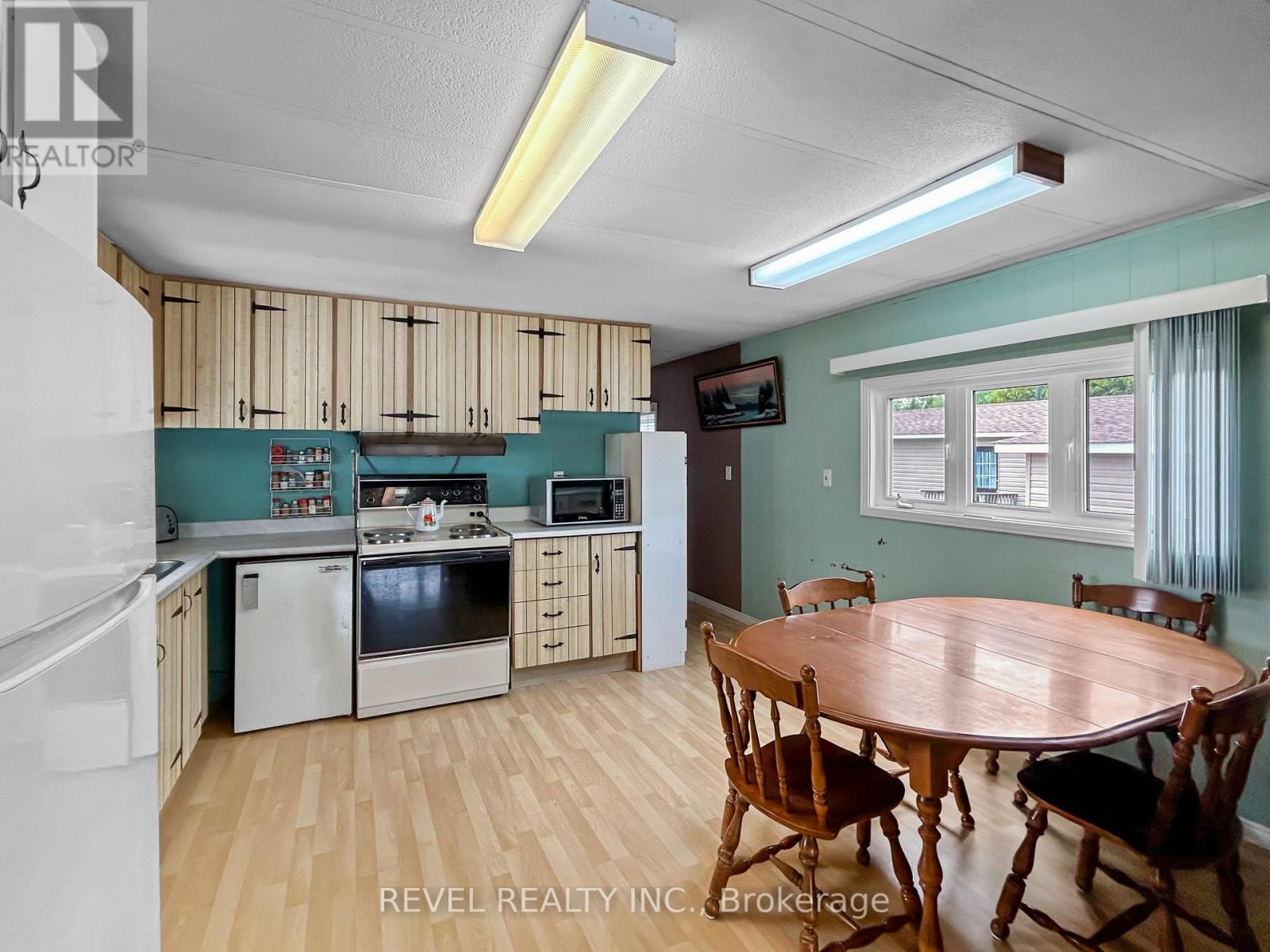 96 Notre Dame Place, Timmins, Ontario  P4R 0E1 - Photo 3 - T13248926