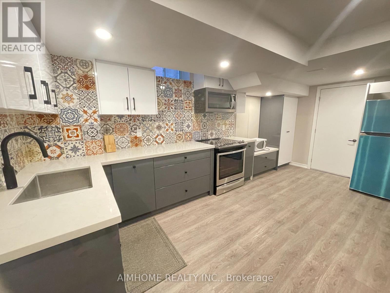 Bsmt - 90 Maverick Crescent, Vaughan, Ontario  L6A 4L1 - Photo 4 - N13248686