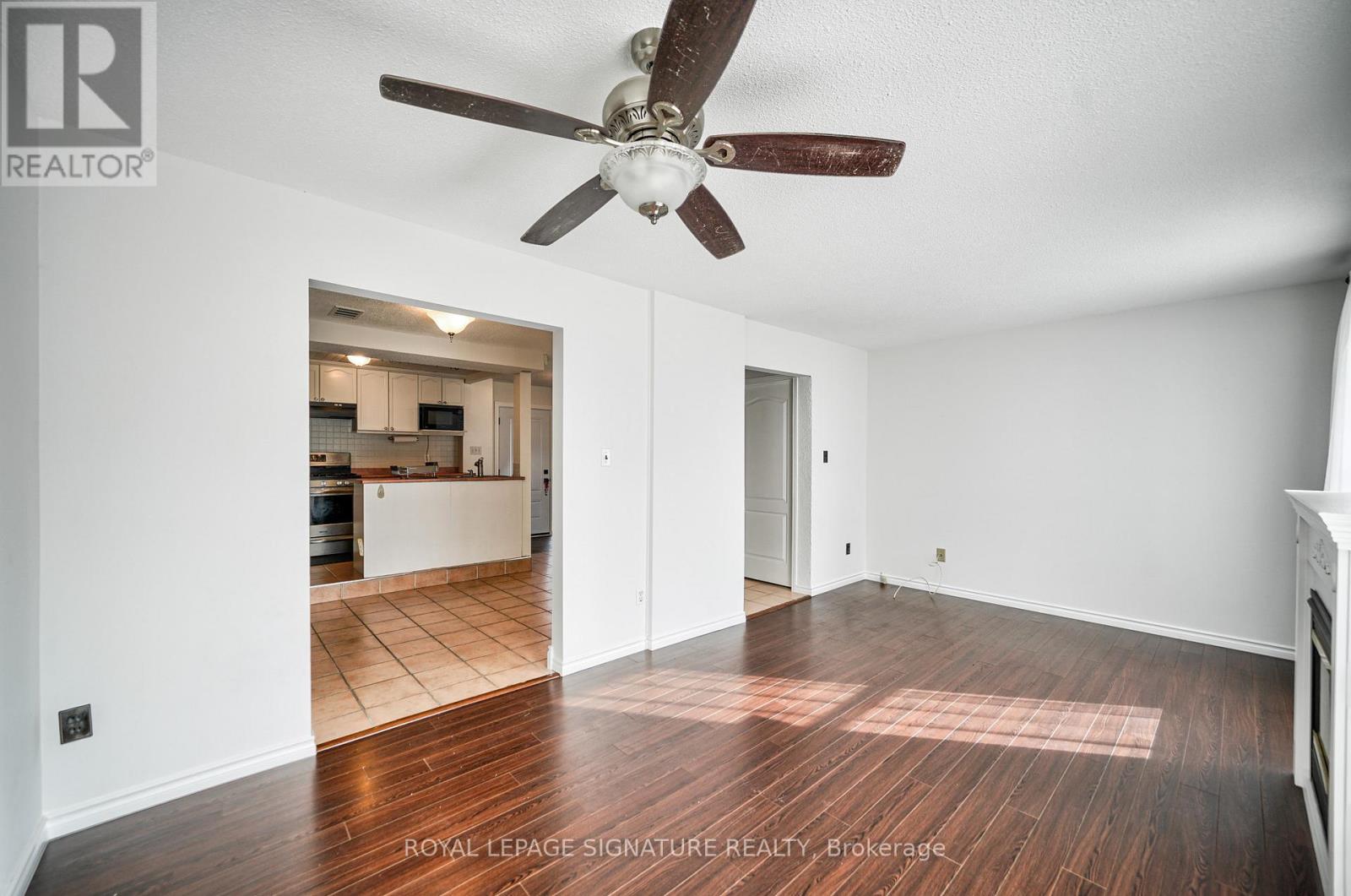 16 Christie Crescent, Barrie (Letitia Heights), Ontario  L4N 4W8 - Photo 13 - S13248604