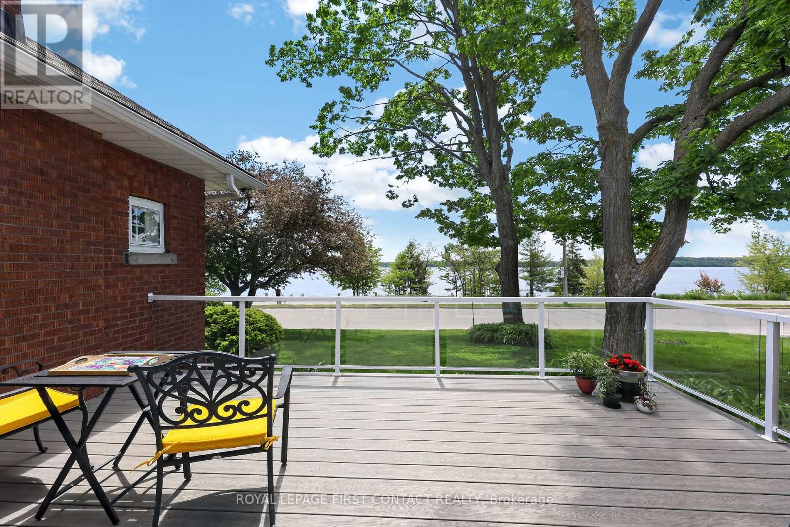 162 Kempenfelt Drive, Barrie (North Shore), Ontario  L4M 1C2 - Photo 11 - S13248750