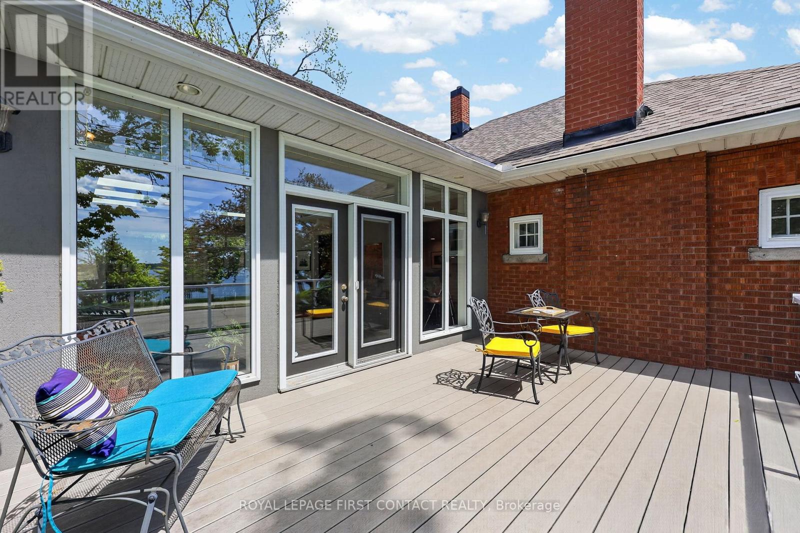 162 Kempenfelt Drive, Barrie (North Shore), Ontario  L4M 1C2 - Photo 12 - S13248750