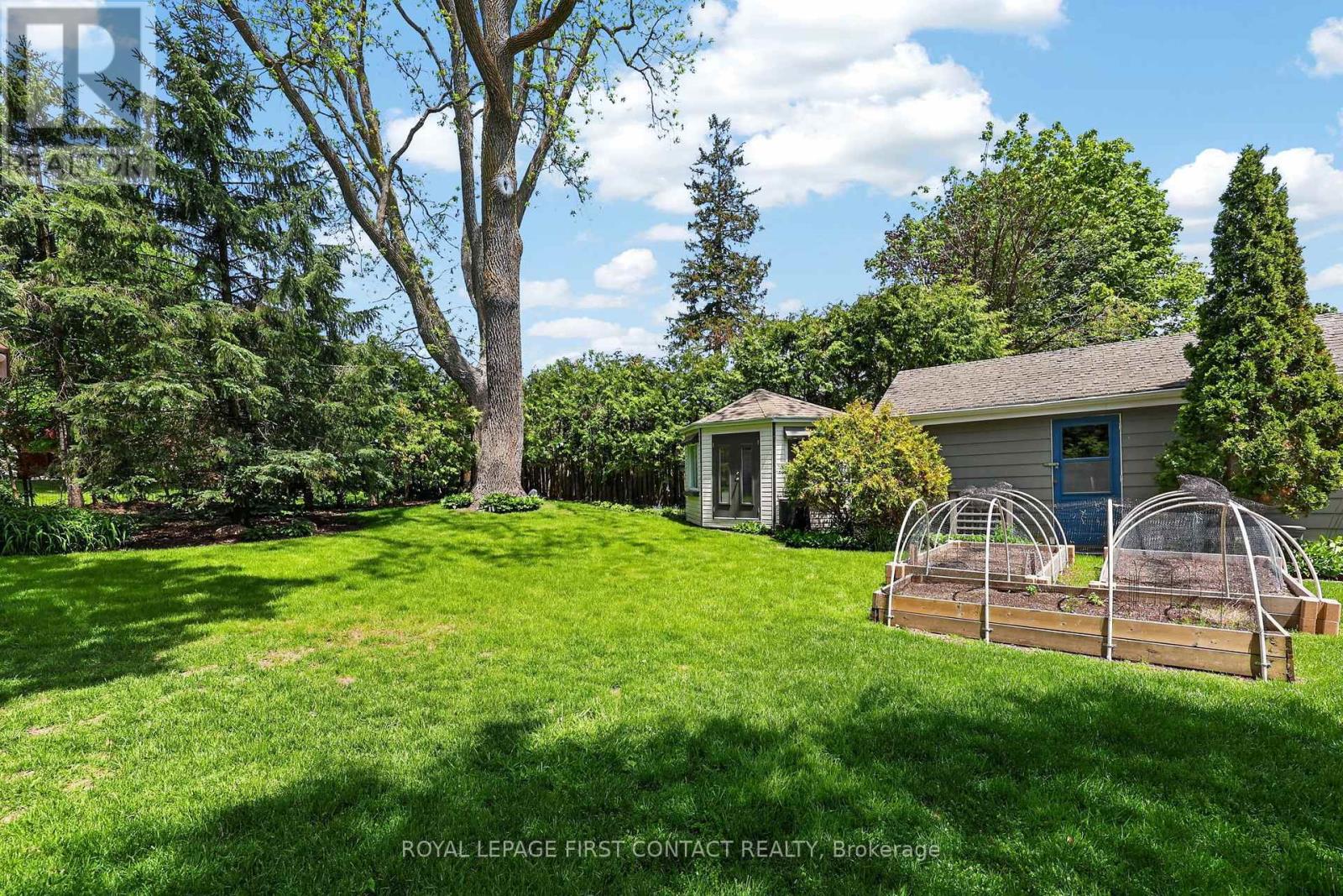 162 Kempenfelt Drive, Barrie (North Shore), Ontario  L4M 1C2 - Photo 43 - S13248750