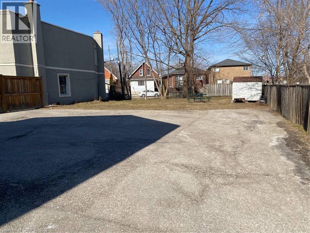 106 Marlborough Street Unit# 1, Brantford, Ontario  N3T 2S5 - Photo 3 - 40836963