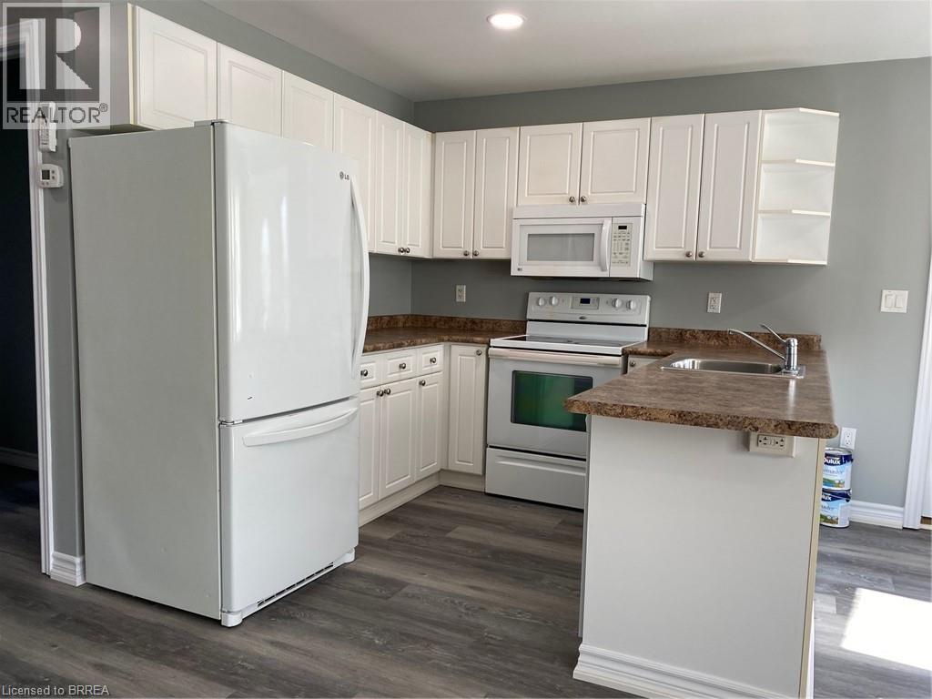 106 Marlborough Street Unit# 1, Brantford, Ontario  N3T 2S5 - Photo 5 - 40836963