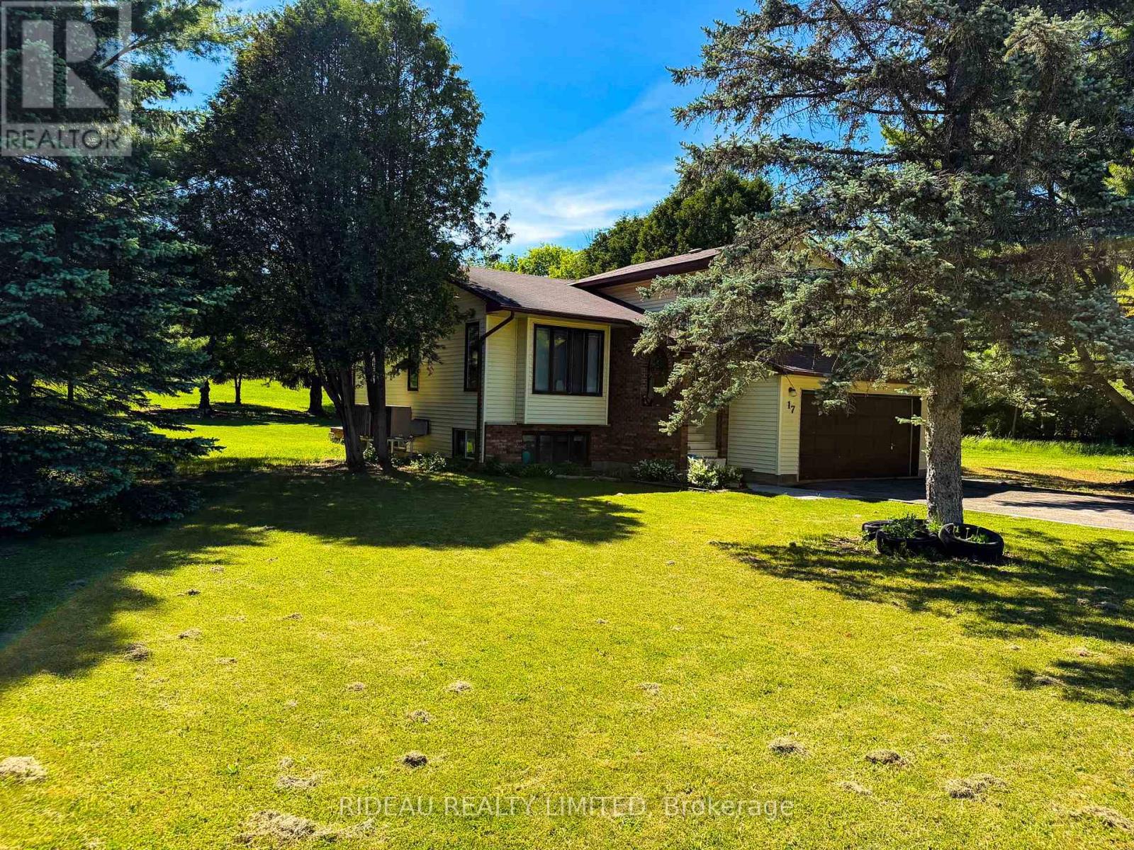 17 Mountain Road, Westport, Ontario  K0G 1X0 - Photo 4 - X13249112