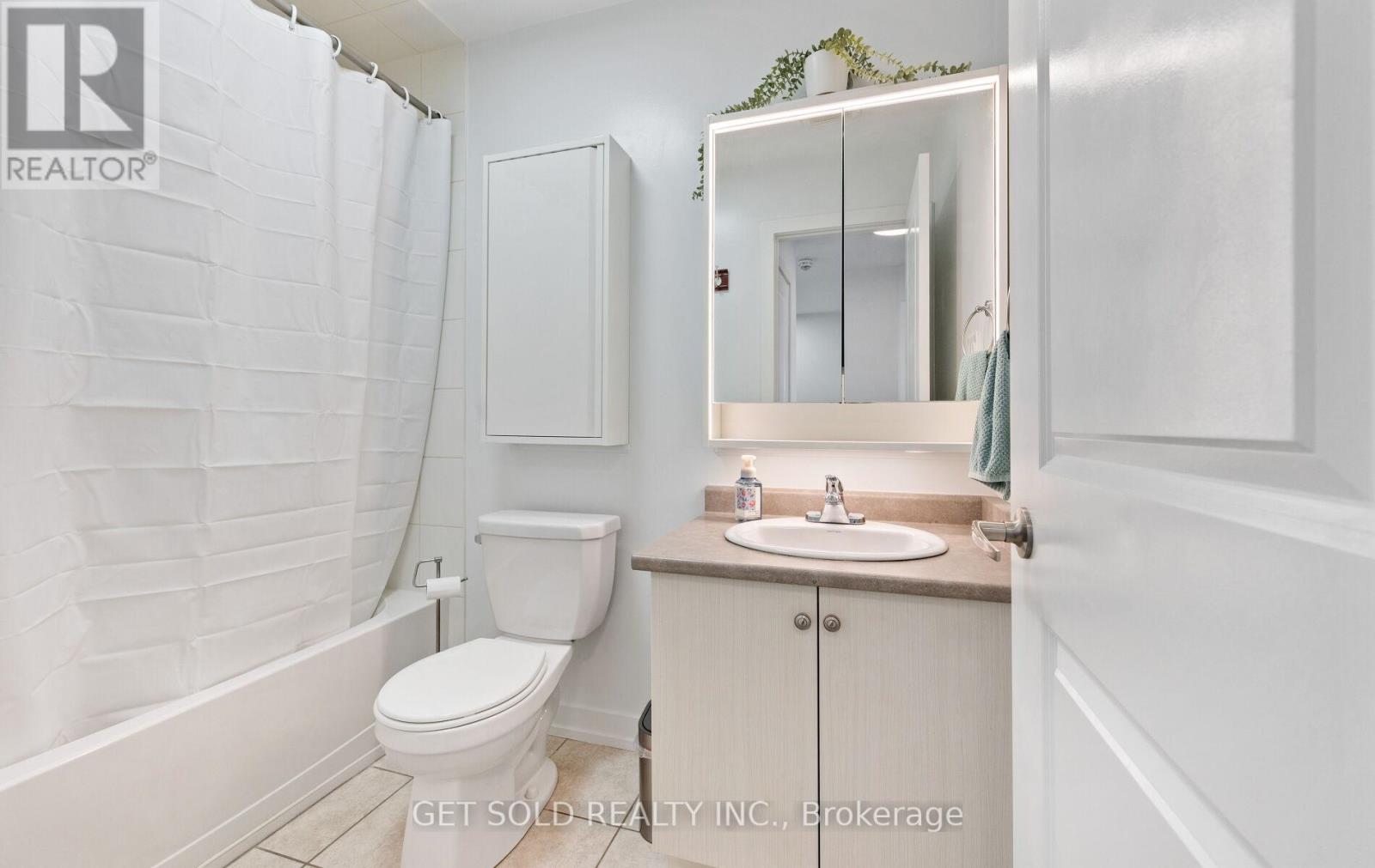 132 - 80 Parrotta Drive, Toronto, Ontario  M9M 0E6 - Photo 38 - W13248616