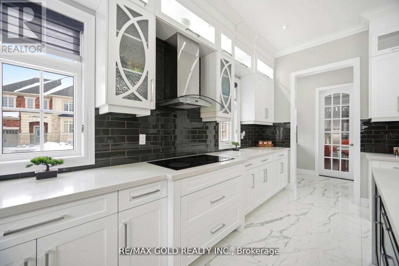 6 Hagerman Road, Brampton, Ontario  L6P 4C1 - Photo 15 - W13248722