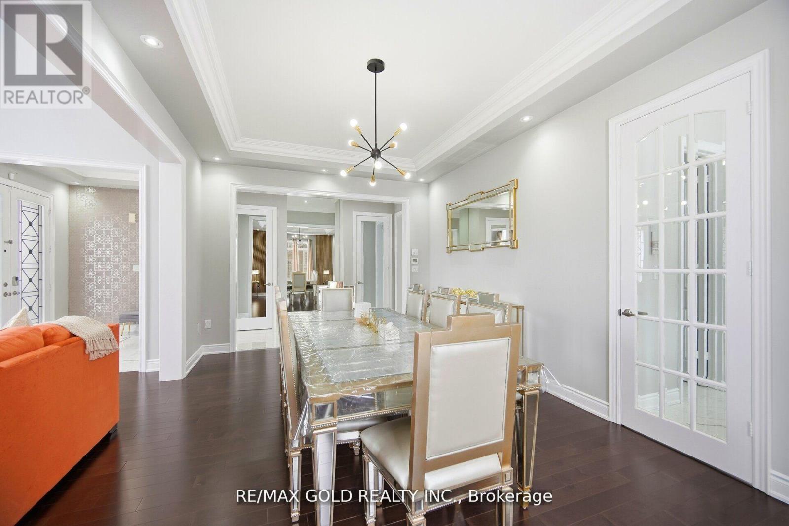 6 Hagerman Road, Brampton, Ontario  L6P 4C1 - Photo 9 - W13248722