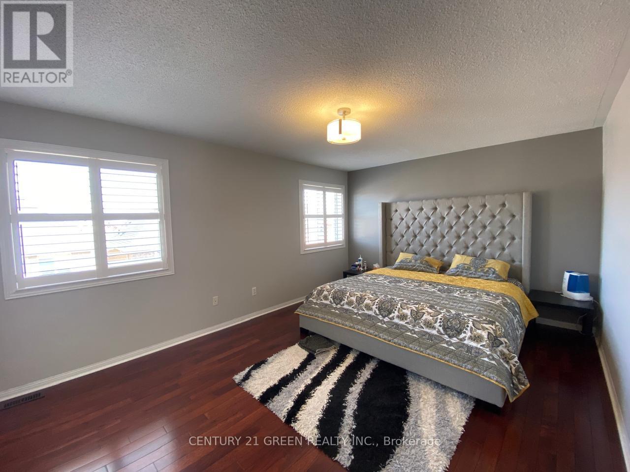 Upper - 5337 Longford Drive, Mississauga, Ontario  L5M 7Y8 - Photo 12 - W13248726