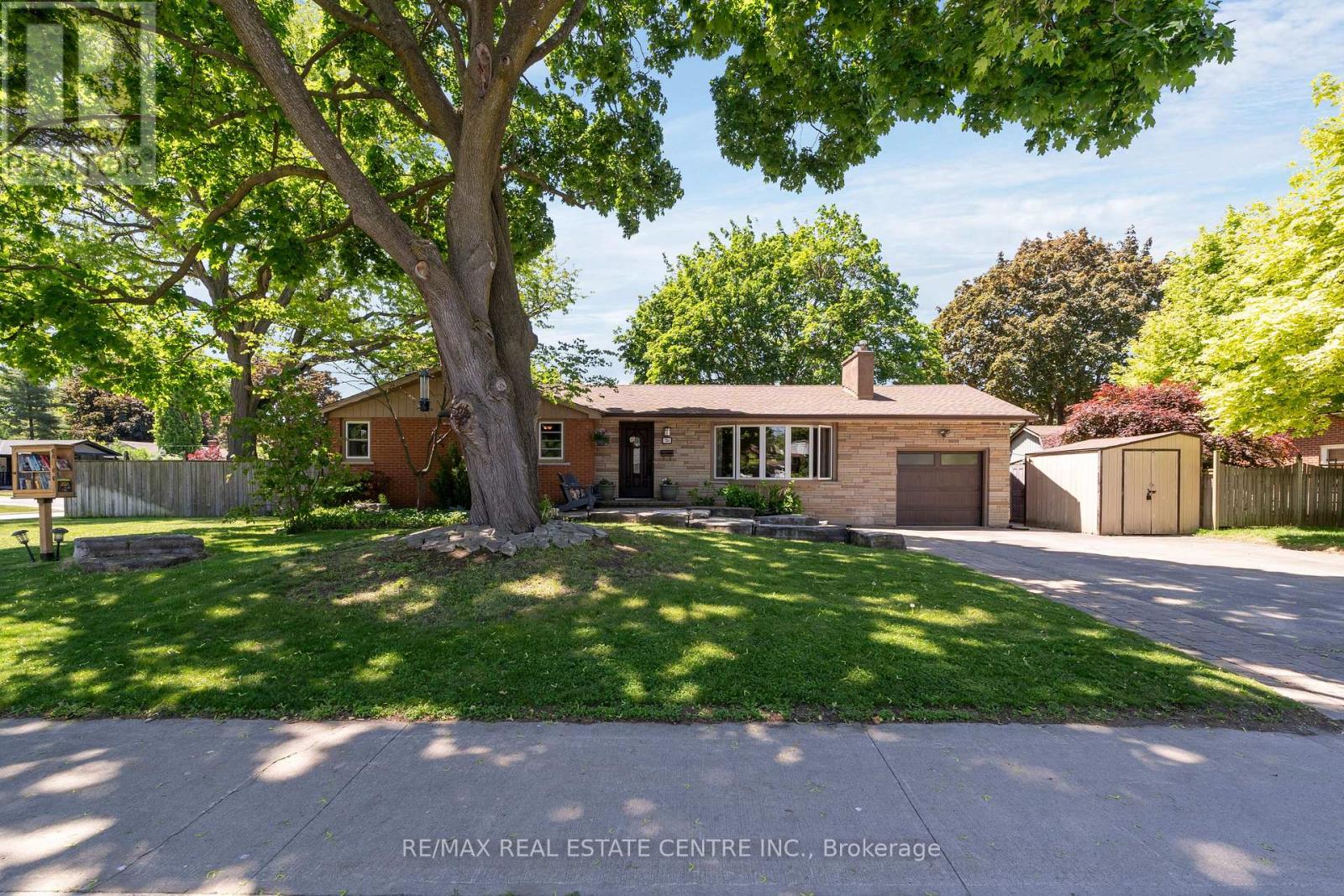 714 GEORGE STREET, Burlington, Ontario