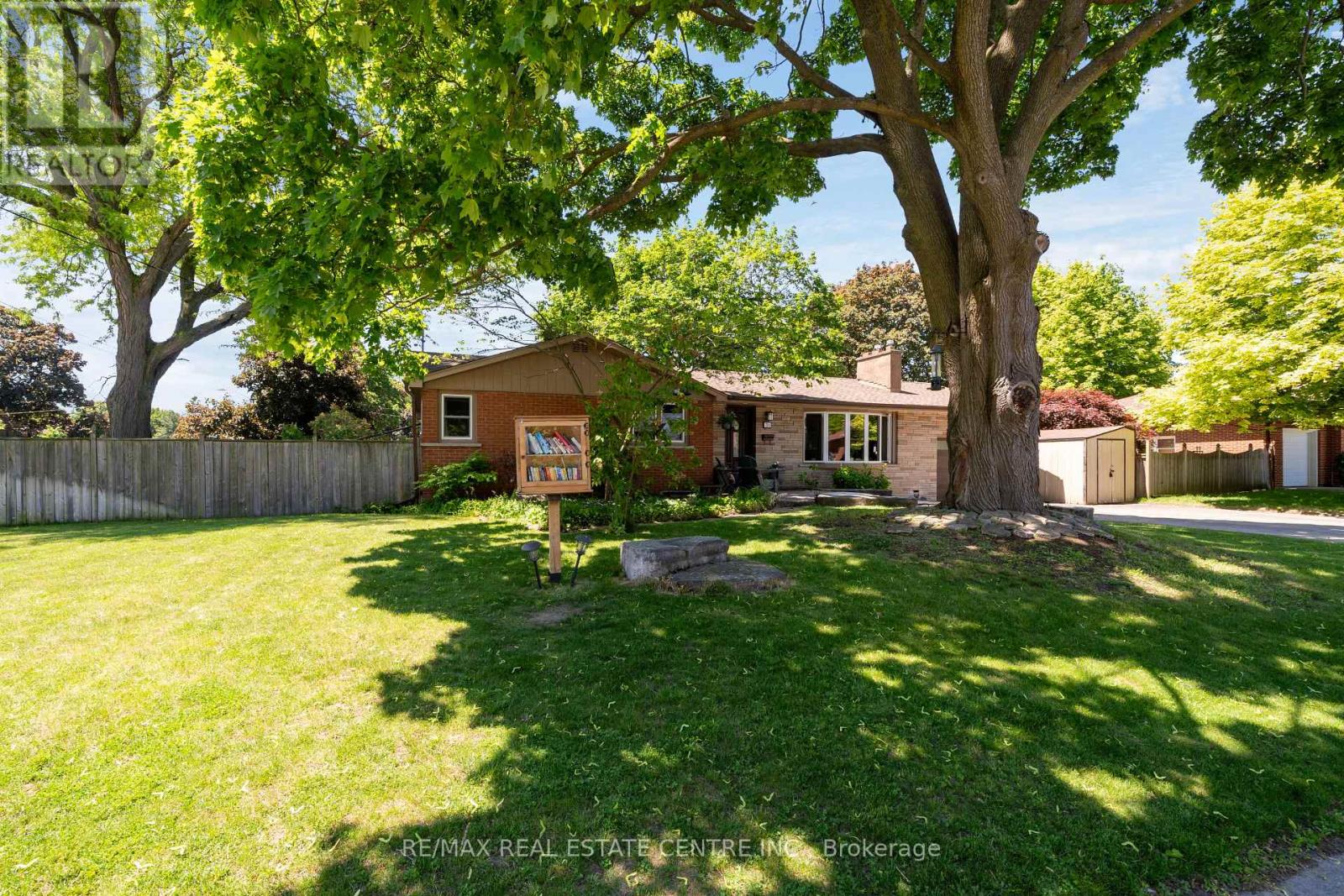 714 George Street, Burlington, Ontario  L7R 2W2 - Photo 3 - W13248768