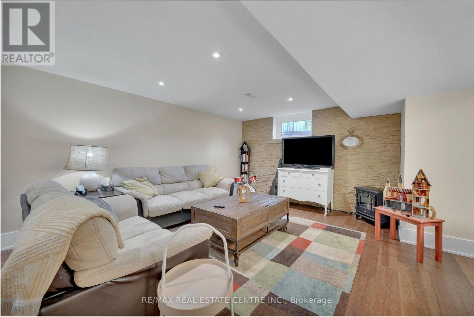 714 George Street, Burlington, Ontario  L7R 2W2 - Photo 30 - W13248768