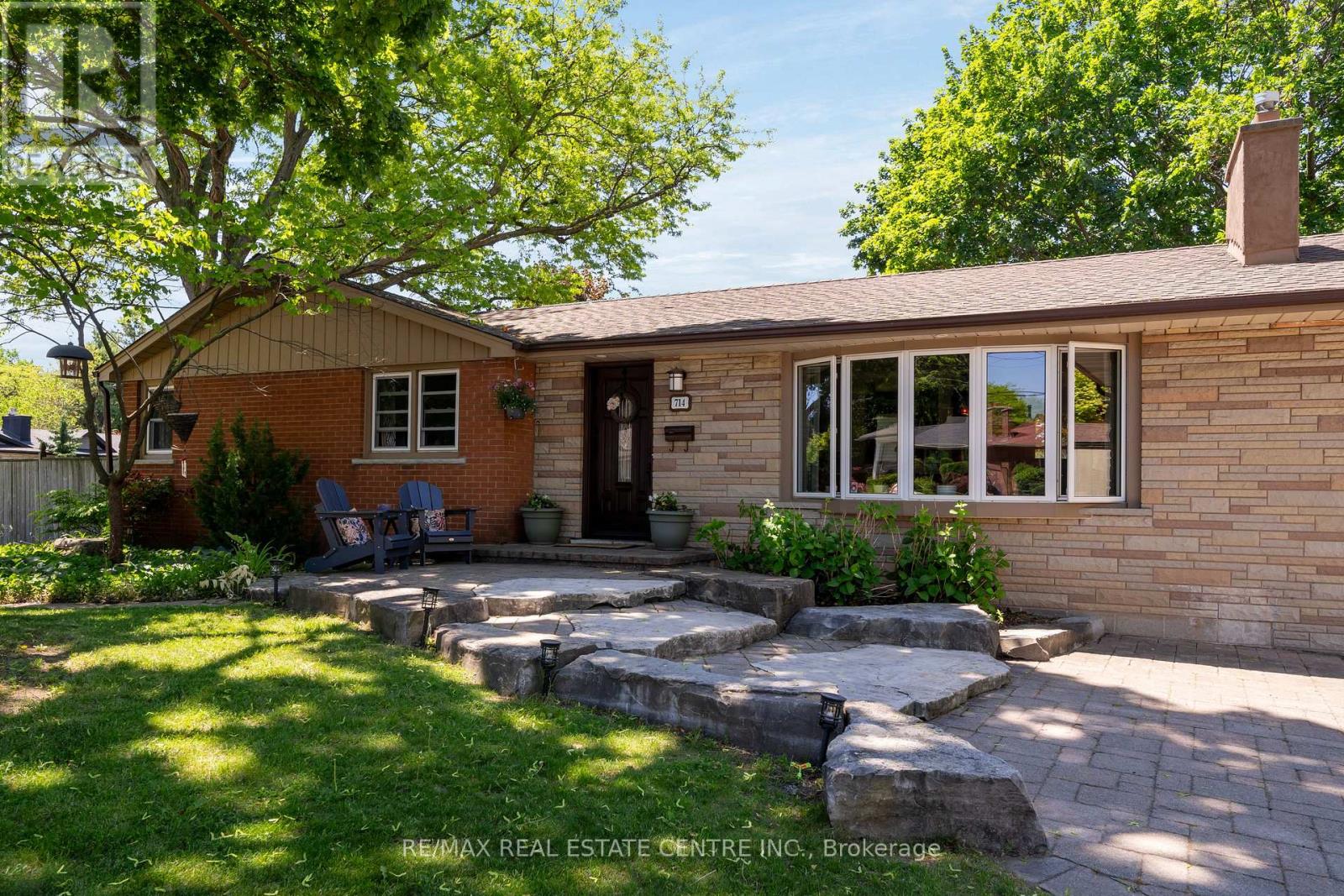 714 George Street, Burlington, Ontario  L7R 2W2 - Photo 4 - W13248768