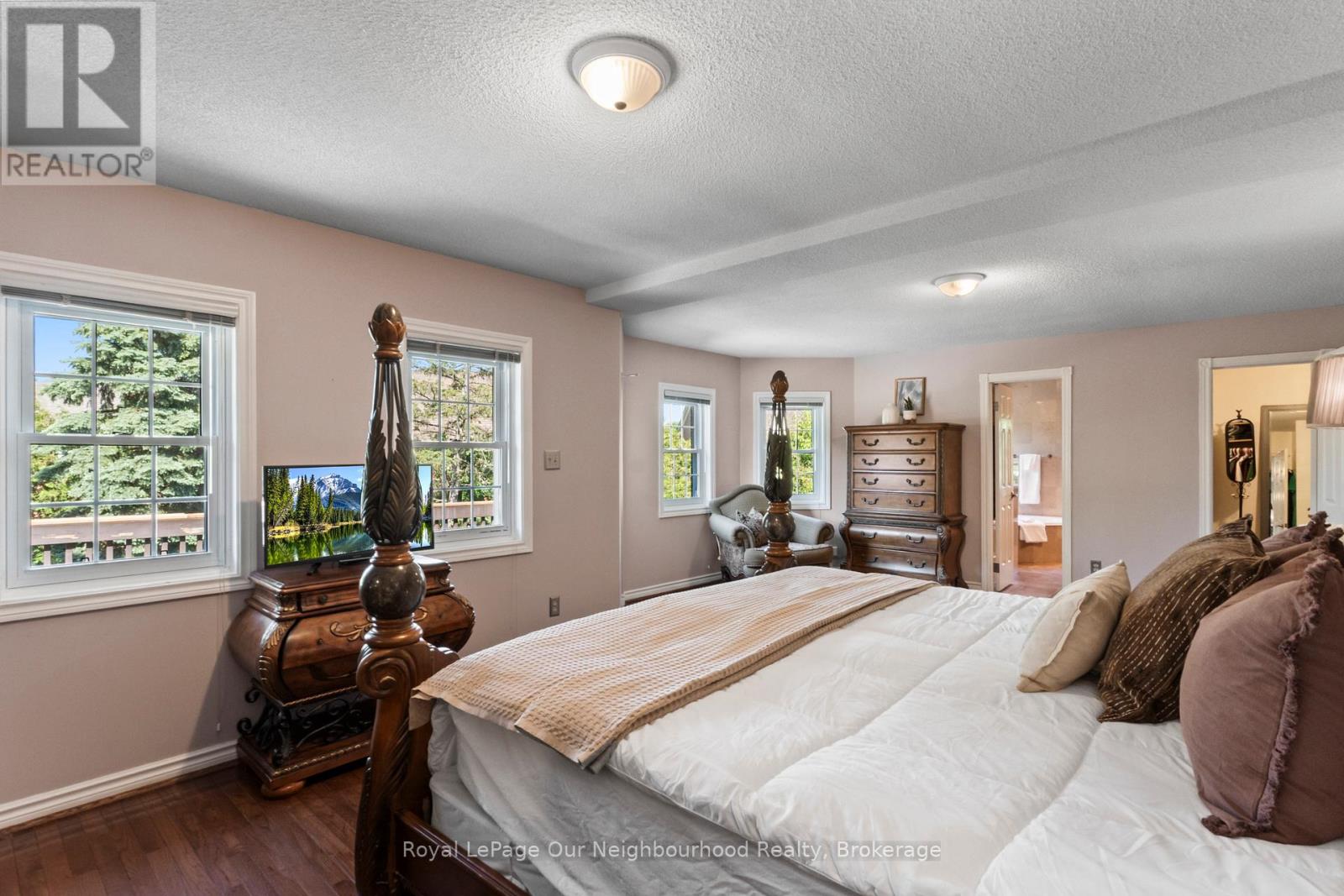 44 Gatcombe Circle, Richmond Hill, Ontario  L4C 9P5 - Photo 12 - N13249174