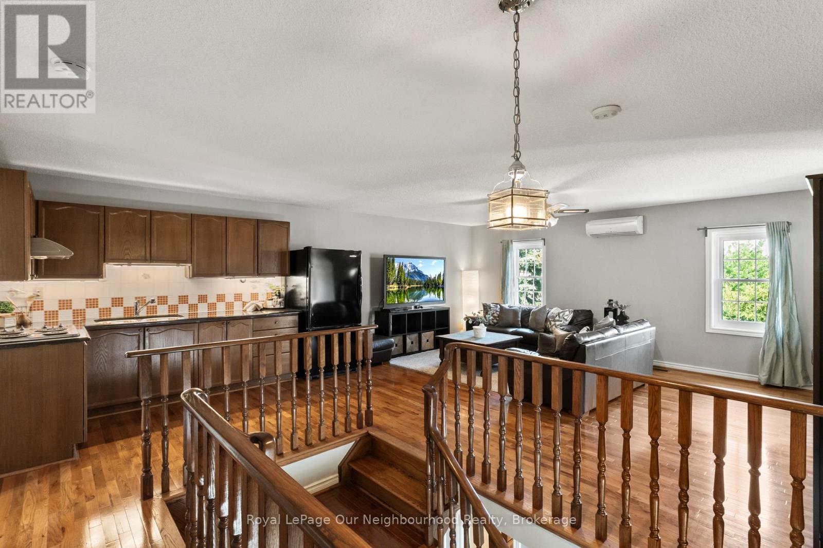 44 Gatcombe Circle, Richmond Hill, Ontario  L4C 9P5 - Photo 19 - N13249174