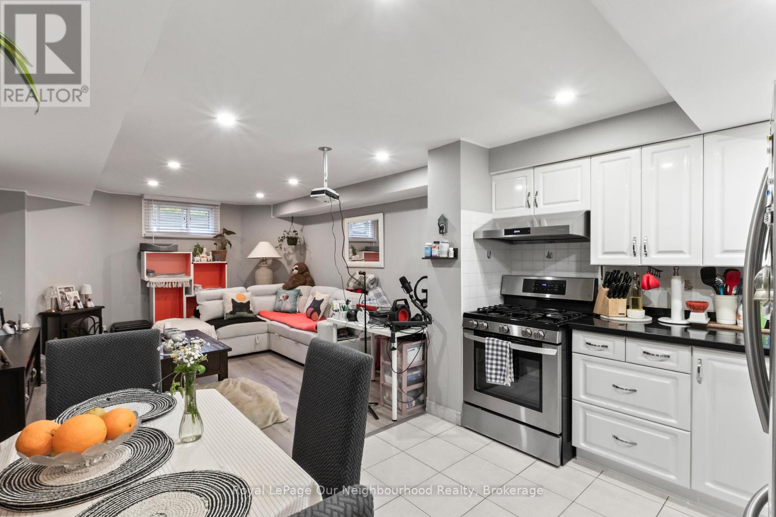 44 Gatcombe Circle, Richmond Hill, Ontario  L4C 9P5 - Photo 28 - N13249174