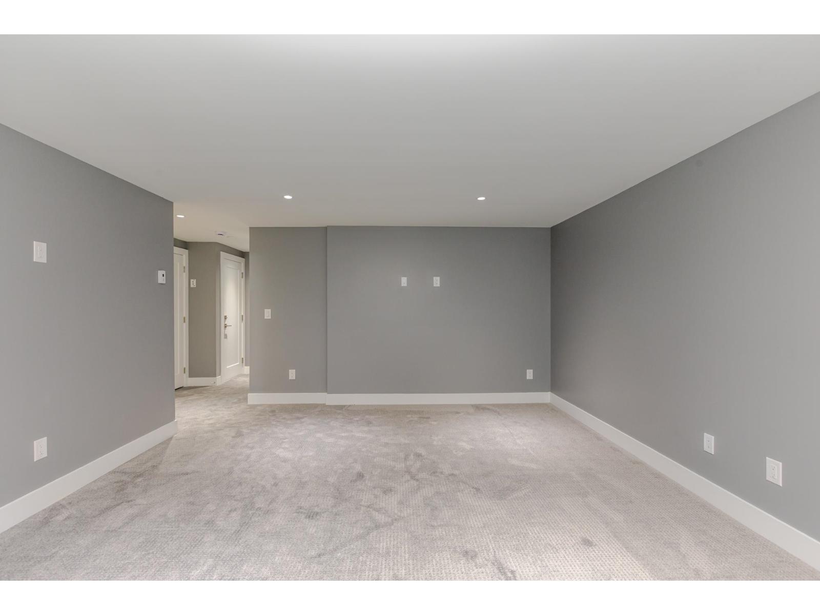 Listing image 30