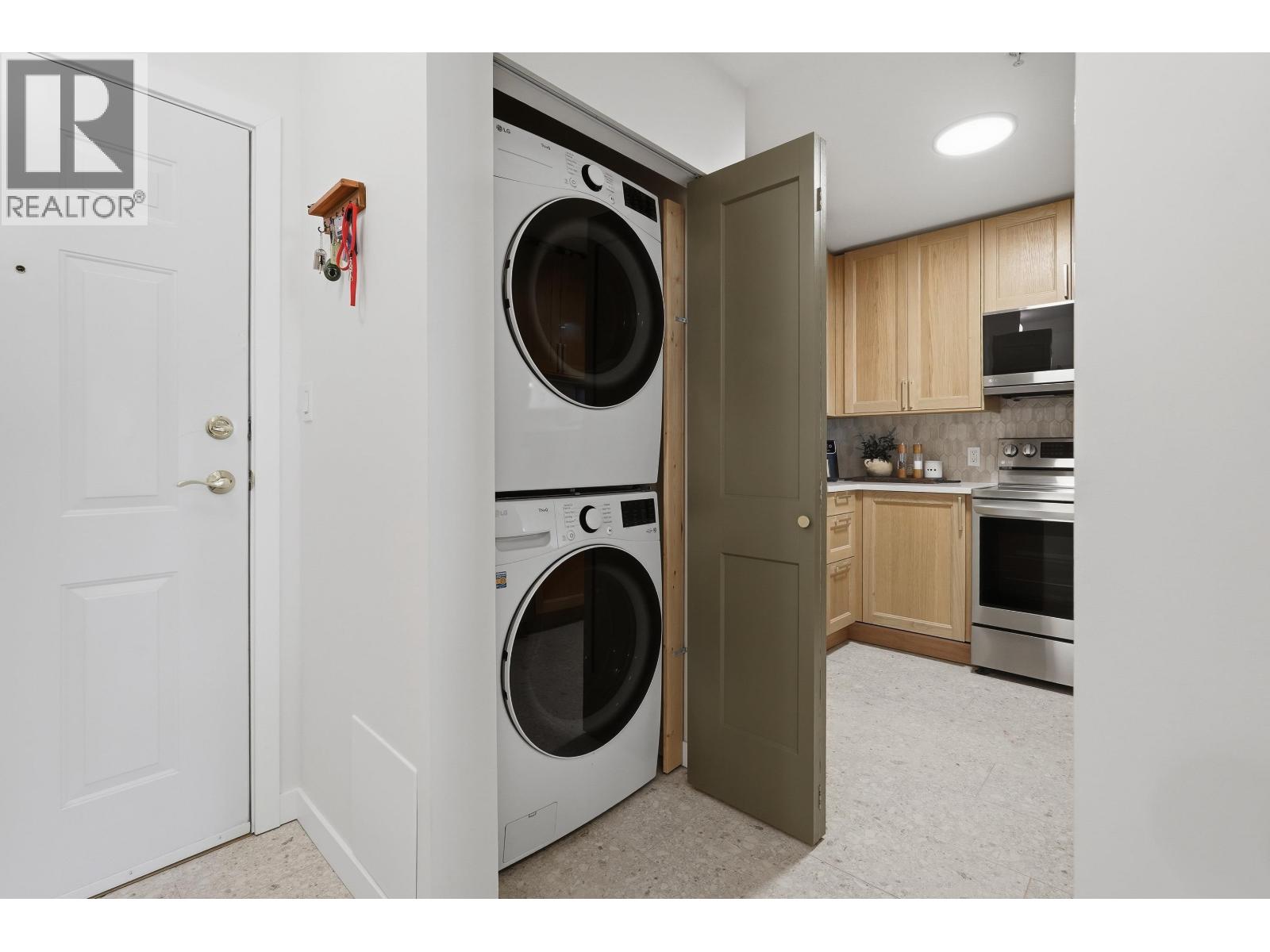 604 221 Eleventh Street, New Westminster, British Columbia  V3M 4C8 - Photo 16 - R3132572