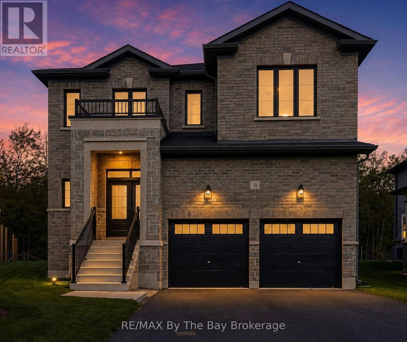 38 Amber Drive, Wasaga Beach, Ontario  L9Z 0R8 - Photo 1 - S13249182