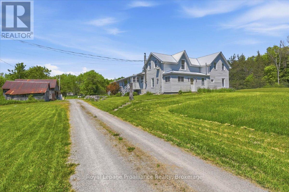 1401 VANDERWATER ROAD, Tweed, Ontario
