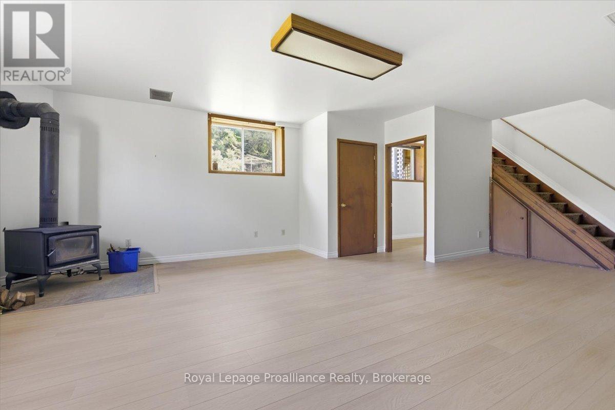 1401 Vanderwater Road, Tweed, Ontario  K0K 3H0 - Photo 15 - X13248944