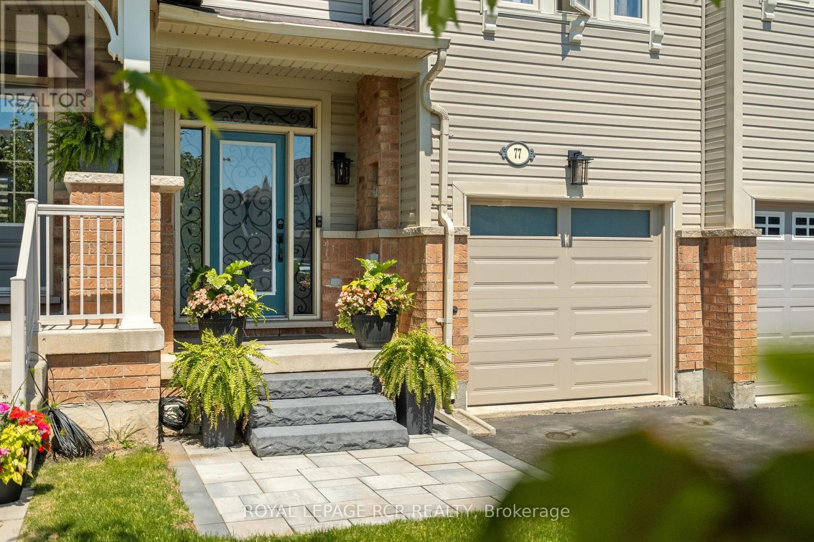 77 Cathedral Court, Hamilton, Ontario  L8B 0S1 - Photo 3 - X13248632