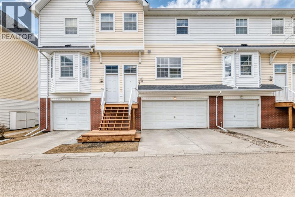 252 Prestwick Acres Lane SE, Calgary, Alberta  T2Z 3Y2 - Photo 1 - A2317559