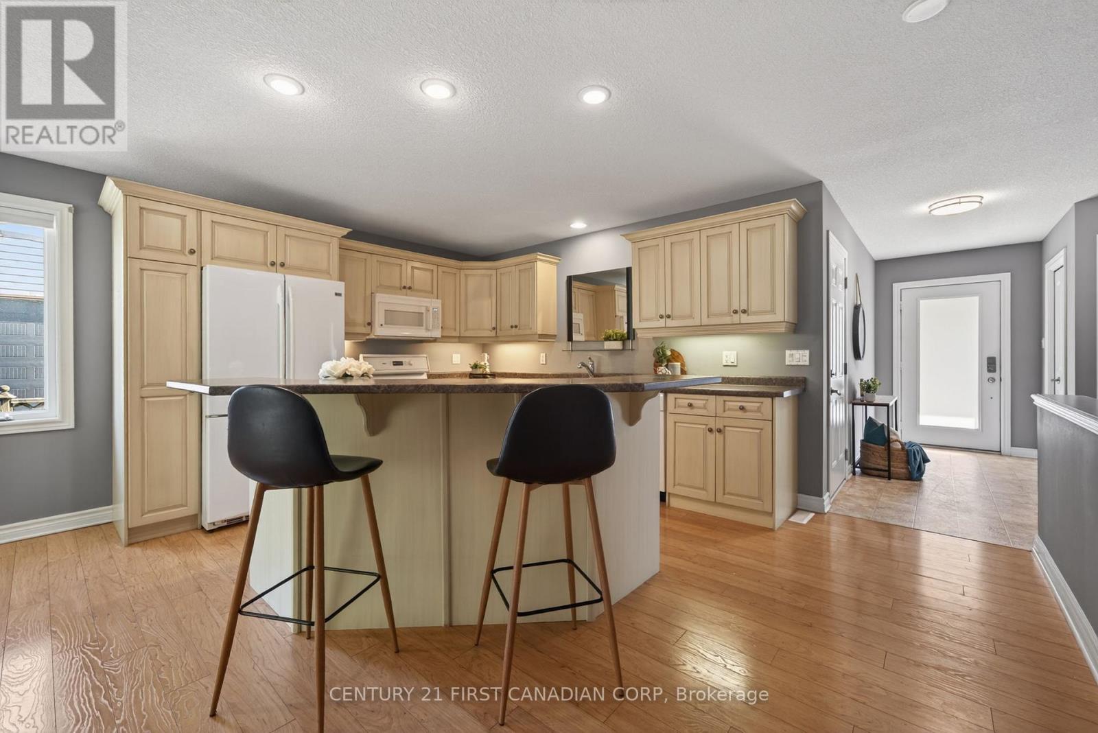 171 Francis Street, South Huron, Ontario  N0M 1S3 - Photo 5 - X13248986