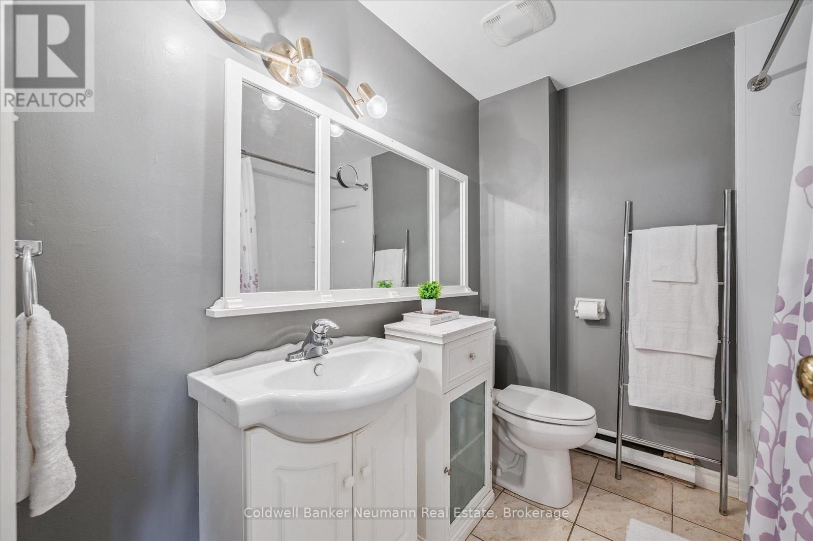 2 - 2 Worton Avenue, Guelph, Ontario N1H 7C5 - Photo 24 - X13249126