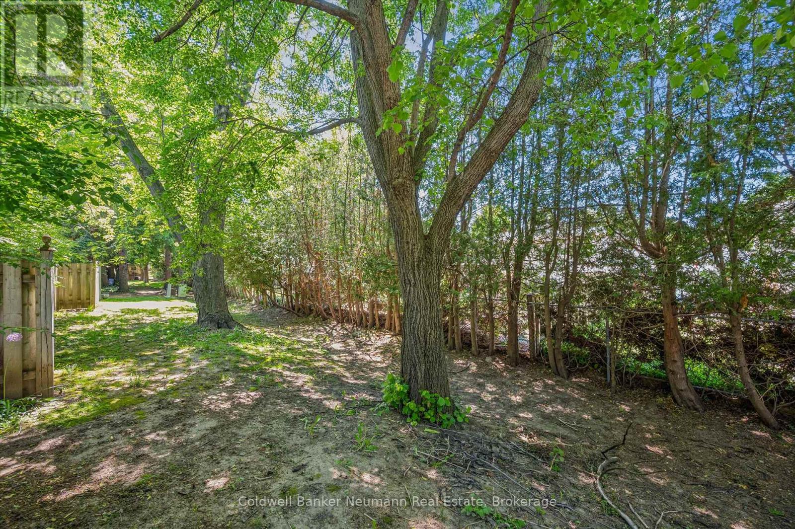 2 - 2 Worton Avenue, Guelph, Ontario N1H 7C5 - Photo 30 - X13249126
