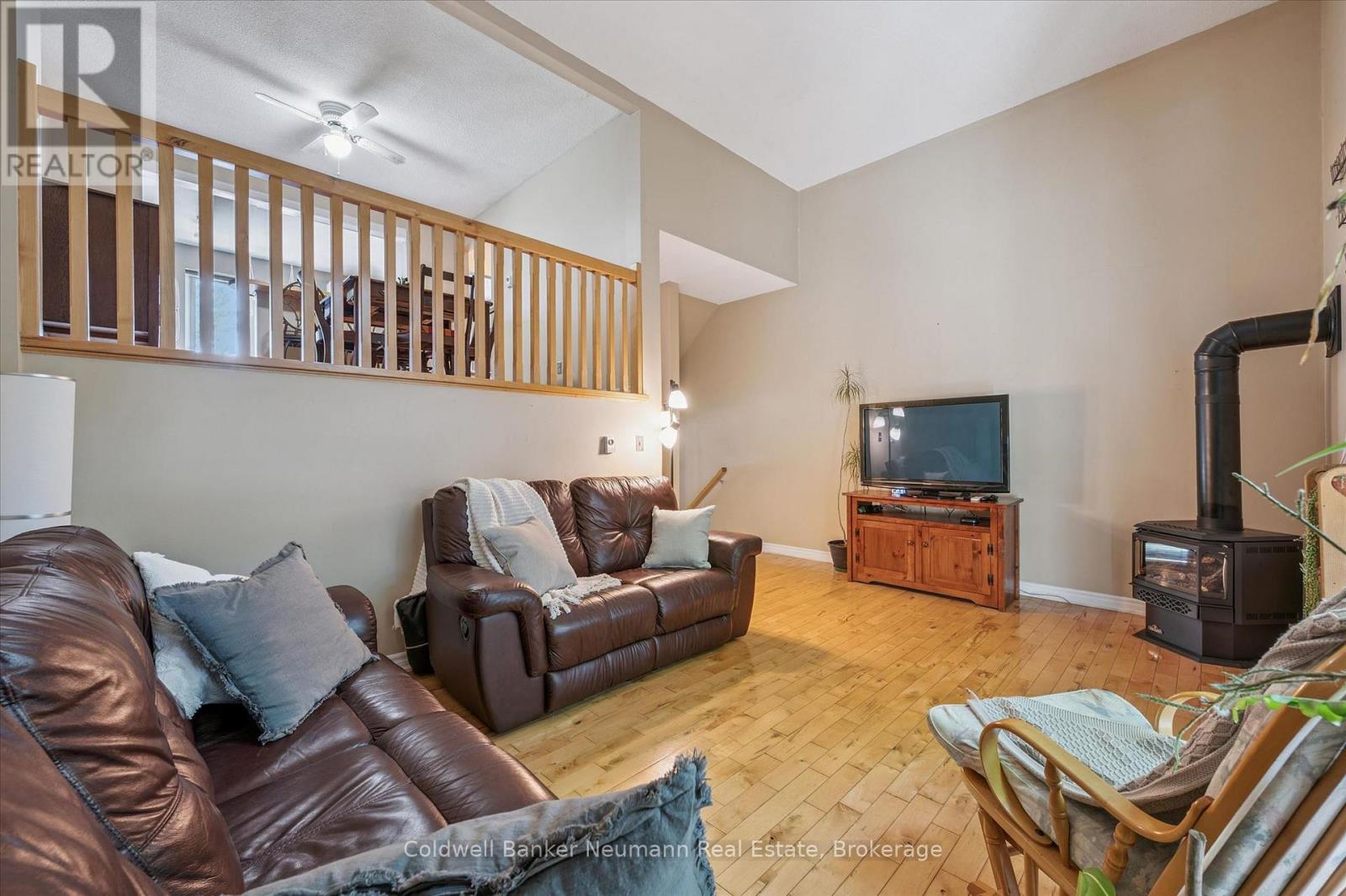 2 - 2 Worton Avenue, Guelph, Ontario N1H 7C5 - Photo 6 - X13249126
