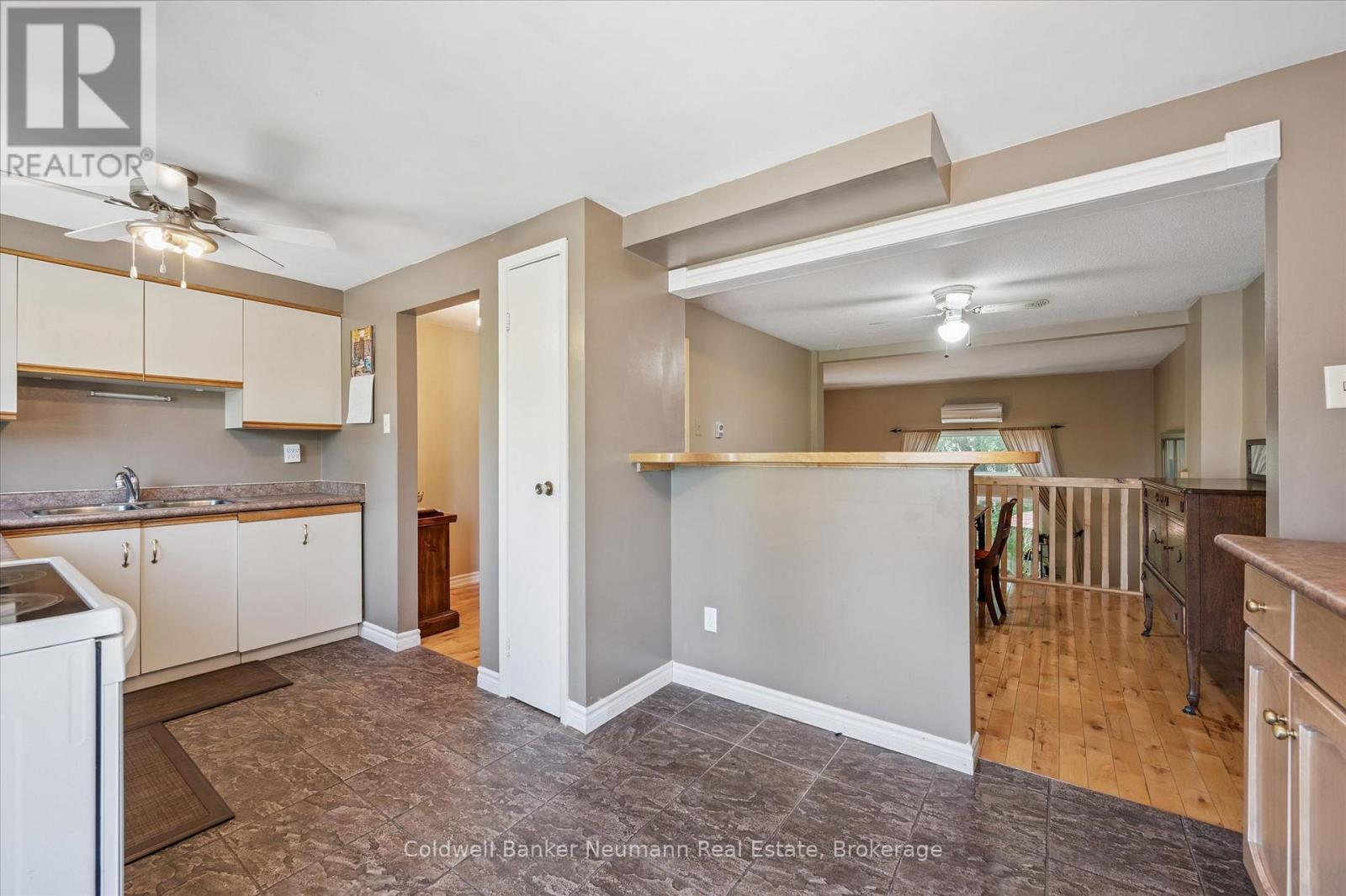 2 - 2 Worton Avenue, Guelph, Ontario N1H 7C5 - Photo 9 - X13249126