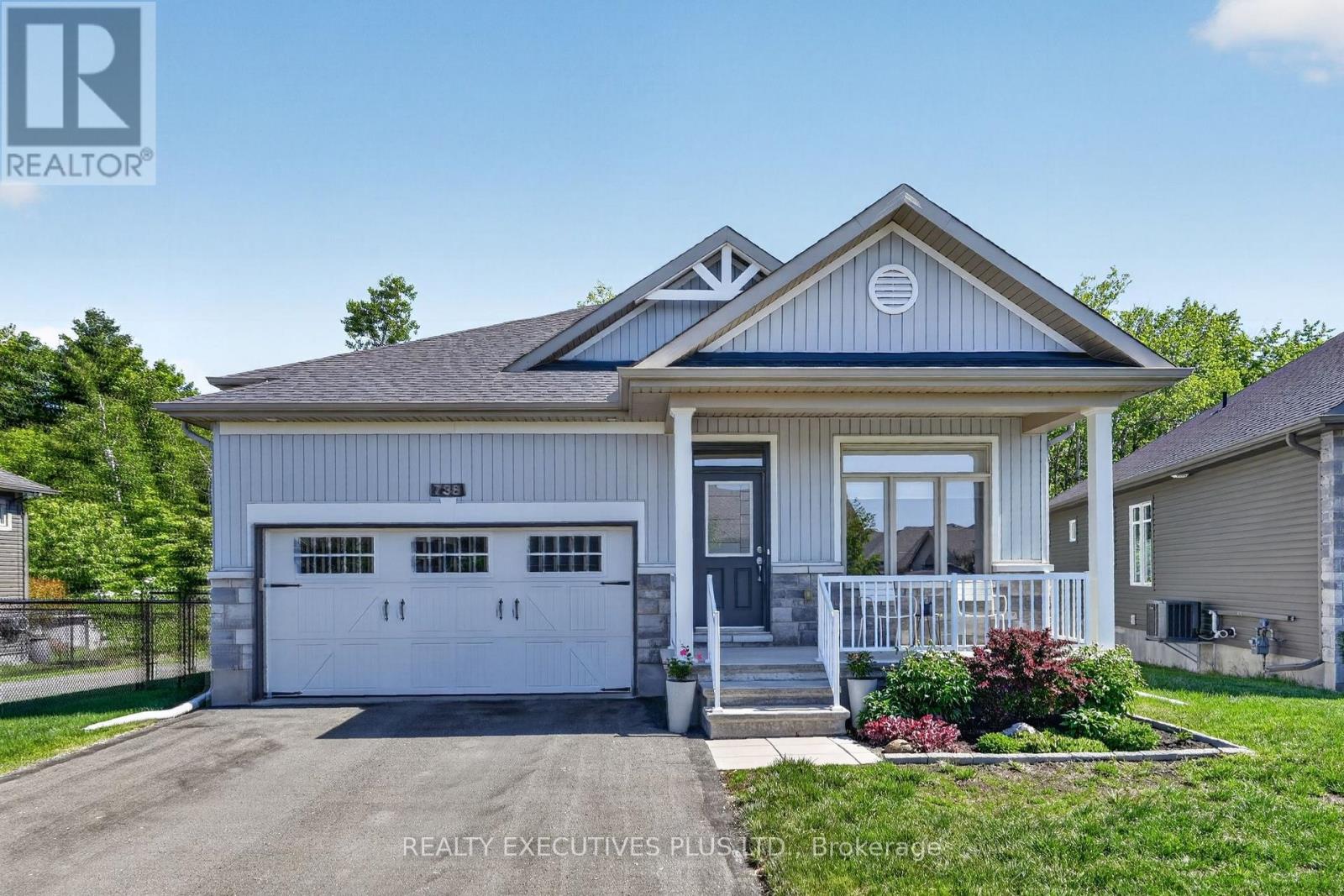 738 DU RIVAGE STREET, Clarence-Rockland