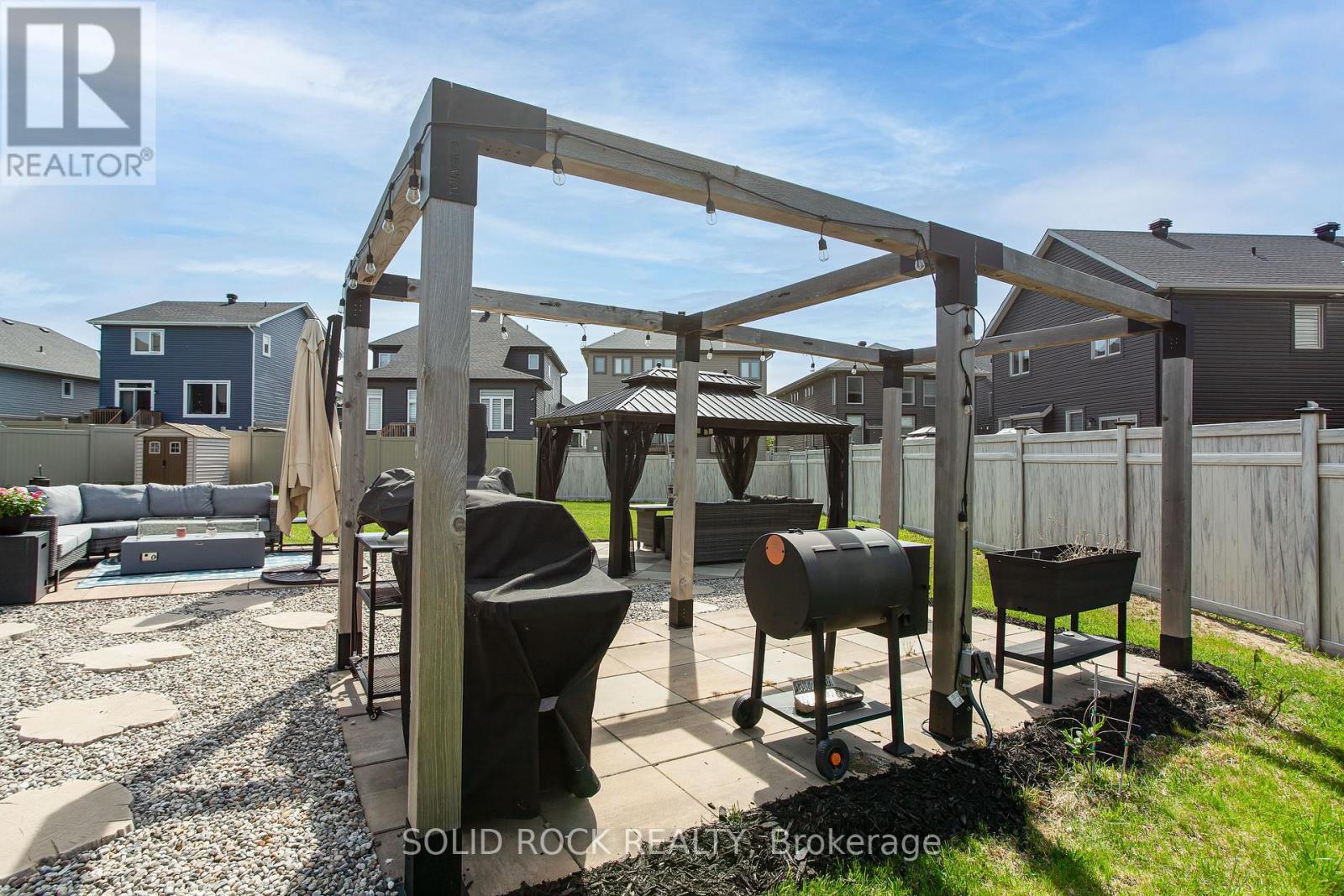 335 Grackle Street, Ottawa, Ontario  K1X 0G6 - Photo 7 - X13248896
