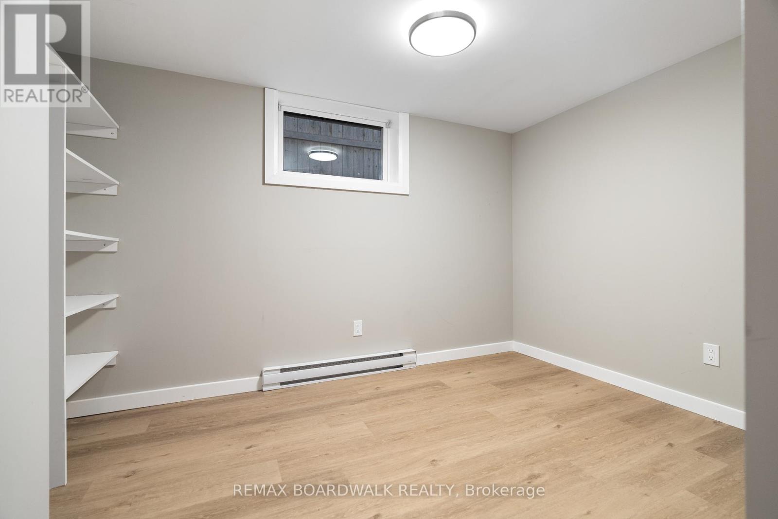 B - 948 Parkhurst Boulevard, Ottawa, Ontario  K2A 3M9 - Photo 9 - X13249006
